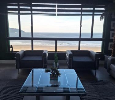 Pompeia Apartamento | Frente Mar Santos 130 m2