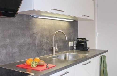 Idskenhuizen Casa | Freonskip is an 8 person child friendly water villa.