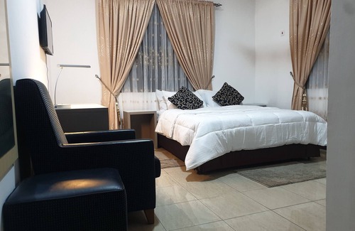 Teshie Casa | Fresh Air Lodge