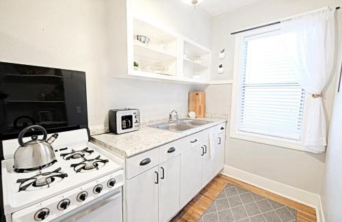 Lower Greenville Apartamento | Fresh & Bright, Lower-Greenville Ave Area