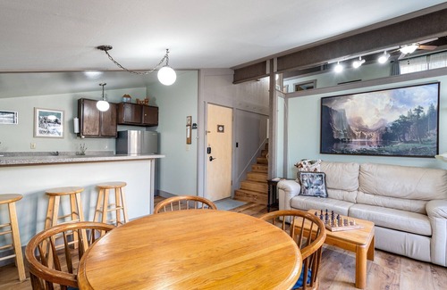 Bear Valley Condominio | Fresh Remodel and Dog Friendly - CS#92 by Bear Valley Vacation Rentals