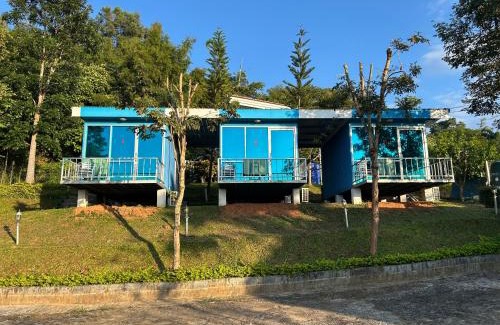 Khao Kho Cabina | FreshBloom View เขาค้อ Blue House