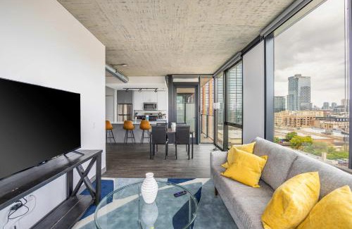 West Loop Apartamento | Freshly Minted 2BR - Elegance & Comfort in Central Chicago