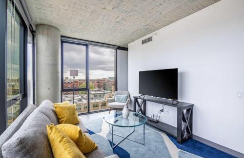 West Loop Apartamento | Freshly Minted 2BR - Elegance & Comfort in Central Chicago