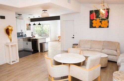 Rancho Nevada Estates Casa | Freshly Remodeled Stylish House