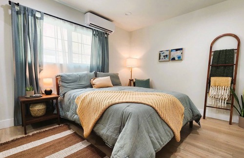 Garden Grove Casa | Freshly remodeled cozy home near Disneyland and hot attractions