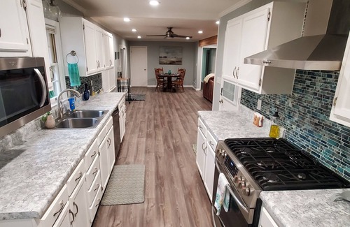 Douglasville Casa | Freshly Renovated Douglasville Home <30 mins to ATL and Airport