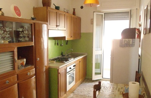 Pineto Apartamento | mar apenas despierta en el primer piso a 20 metros del mar y el bosque de pino