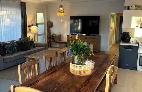 Freshwater Casa | Freshwater Beach Family Oasis