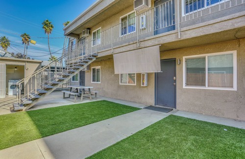 Raisin Apartamento | Fresno Apartment w/ Shared Grill & Dining Area