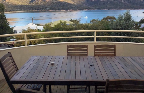 Coles Bay Casa | Una vista cautivadora que no creerás hasta que la veas.