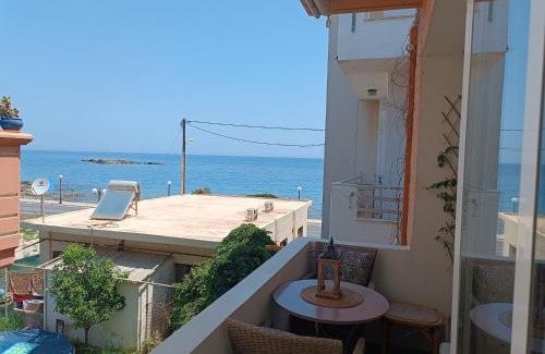 Kato Galatas Apartamento | Frezia House