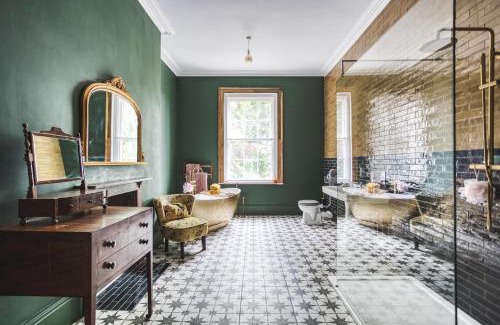 Derby Casa | Friar Gate House - Grand Georgian Townhouse in Derby Centre