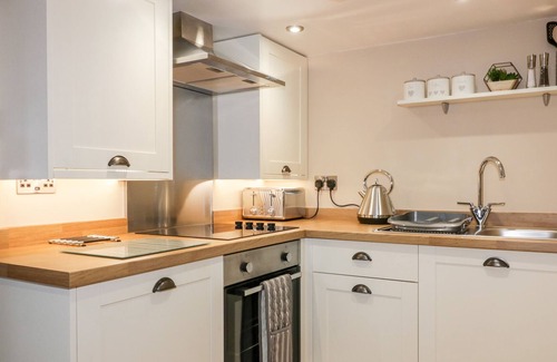 Pillaton Casa | Frailes de descanso, CALLINGTON