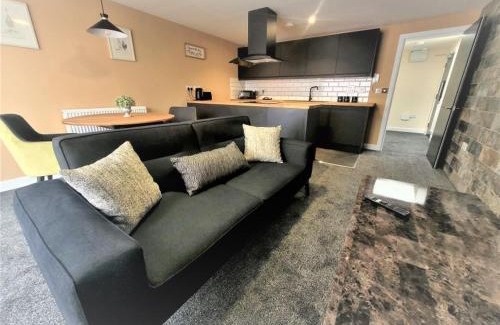 Gloucester Apartamento | Friary House Serviced Apartments by Roomsbooked - 24Hr Reception