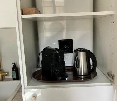 Intra Apartamento | FRIDA APARTMENT