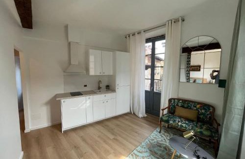 Intra Apartamento | FRIDA APARTMENT