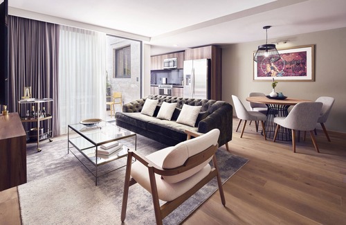 La Condesa Apartamento | Frida Boutique Stays by Viadora
