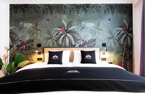 Bassum Casa | Frida Hotel & Cafe