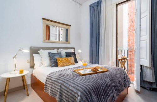La Sagrada Familia Apartamento | Fridays Flats Whisper-quiet Near Sagrada's Heart