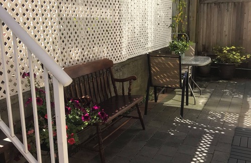 Riley Park Casa | Frieda's Oasis near Riley Park