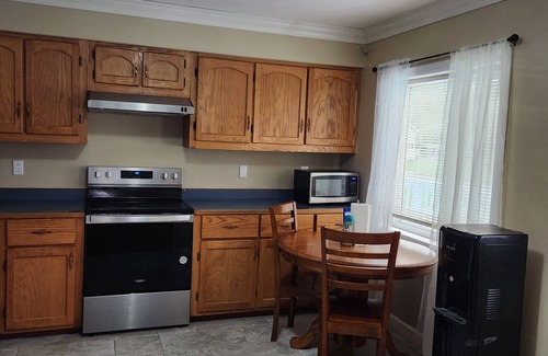 Willseyville Apartamento | Friendly 2-Bedroom Getaway with Full Kitchen & Outdoor Space — near Ithaca