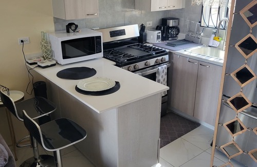 Portmore Casa | Friendly gated community comfort home
