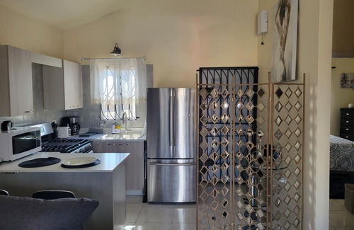 Portmore Casa | Friendly gated community comfort home