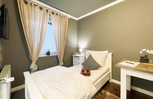 Dersdorf Apartamento | Friendly Home - Einzelappartement "Pure" Köln Bonn Phantasialand