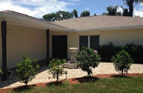 Bonita Springs Casa | Friendly Quiet Neighborhood, Solar Heated Pool & just 5 minutes to Bonita Beach