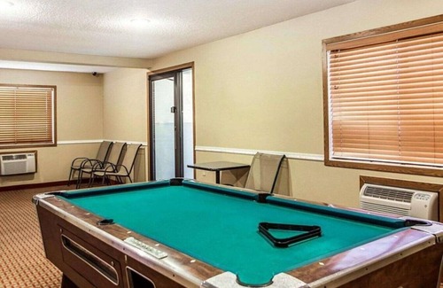 Quad Cities Casa | Friendly service coupled with value accommodations in Davenport !