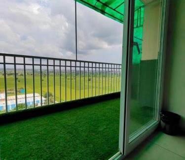 Chandigarh Apartamento | Friendly Stays - Best Balcony in High Rise Building