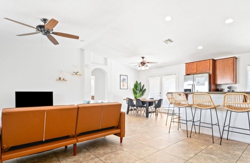 Twentynine Palms Casa | Friends and Family! 29 Palm Oasis 3mi to Joshua Tree