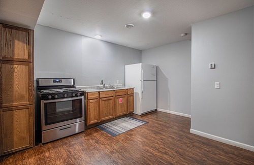 Lake City Casa | Friends & Family Getaway- Sauna, Fireplaces, Firepit