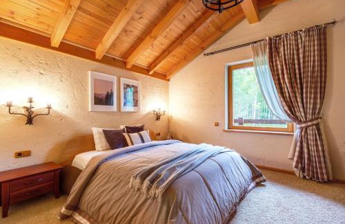 Vilnius County Casa | Friends & Family Getaway to Forest House by Reside Baltic
