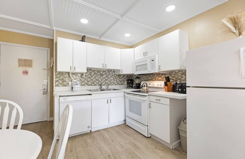 North Forest Beach Apartamento | Friends Get Away TWO Bedroom Large Villa