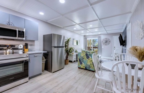 North Forest Beach Apartamento | Friends Get Away TWO Bedroom Large Villa
