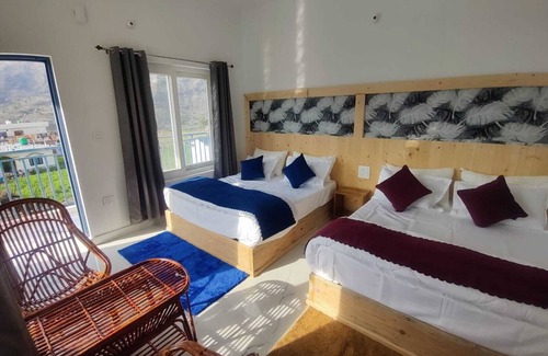 Rajgarhi Hotel | Friendship Inn Hotel & Resorts