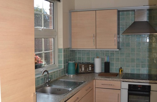 Frinton-on-Sea Cabaña | Frinton Escapes - The Cottage