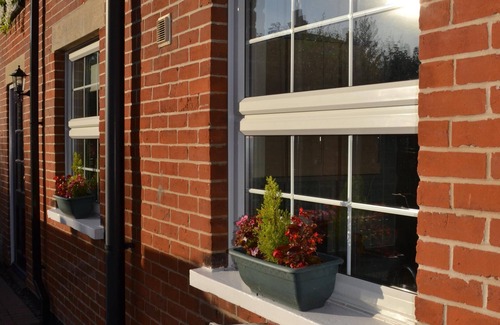 Frinton-on-Sea Cabaña | Frinton Escapes - The Cottage
