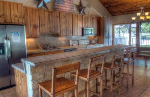 Leakey Otro | Frio Pecan Farm House 31