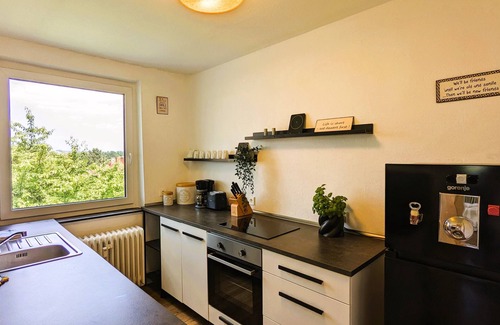 Kirchditmold Apartamento | Frisch Sanierte Wohnung mit 2 Schlafzimmer, Balkon und Fernblick!