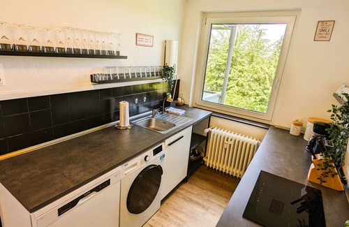 Kirchditmold Apartamento | Frisch Sanierte Wohnung mit 2 Schlafzimmer, Balkon und Fernblick!