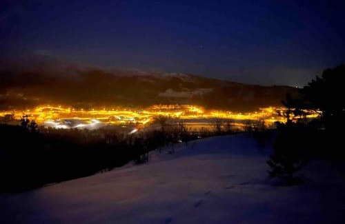 Molde Casa | Frittliggende hytte i flott turterreng