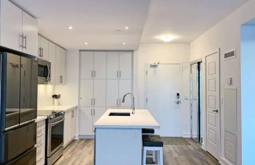 Innisfil Condominio | Friyay Harbour Retreat Condo