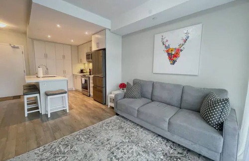 Innisfil Condominio | Friyay Harbour Retreat Condo