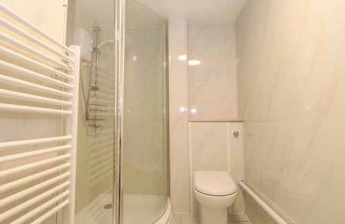 Templecombe Cabaña | Frodos, HENSTRIDGE