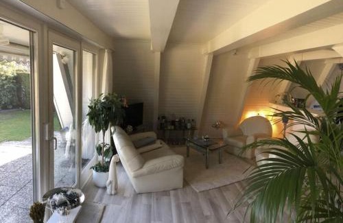Nordseebad Burhave Casa | Frog Prince Modern retreat