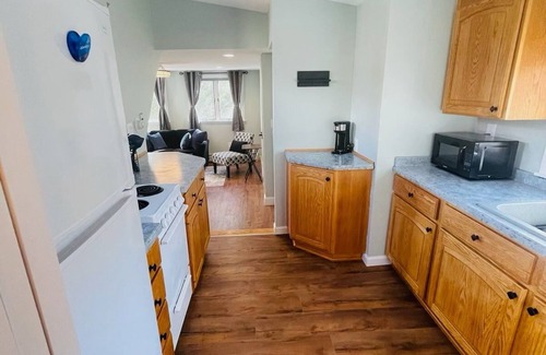 Enfield Apartamento | Frog Suite Apartment