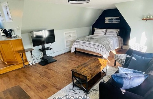 Enfield Apartamento | Frog Suite Apartment